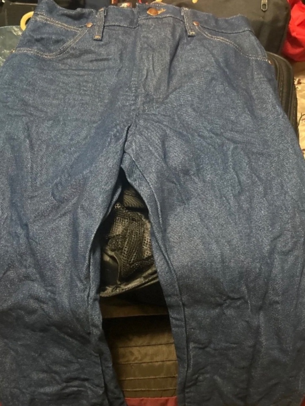 Men’s wrangler pants size 32x34